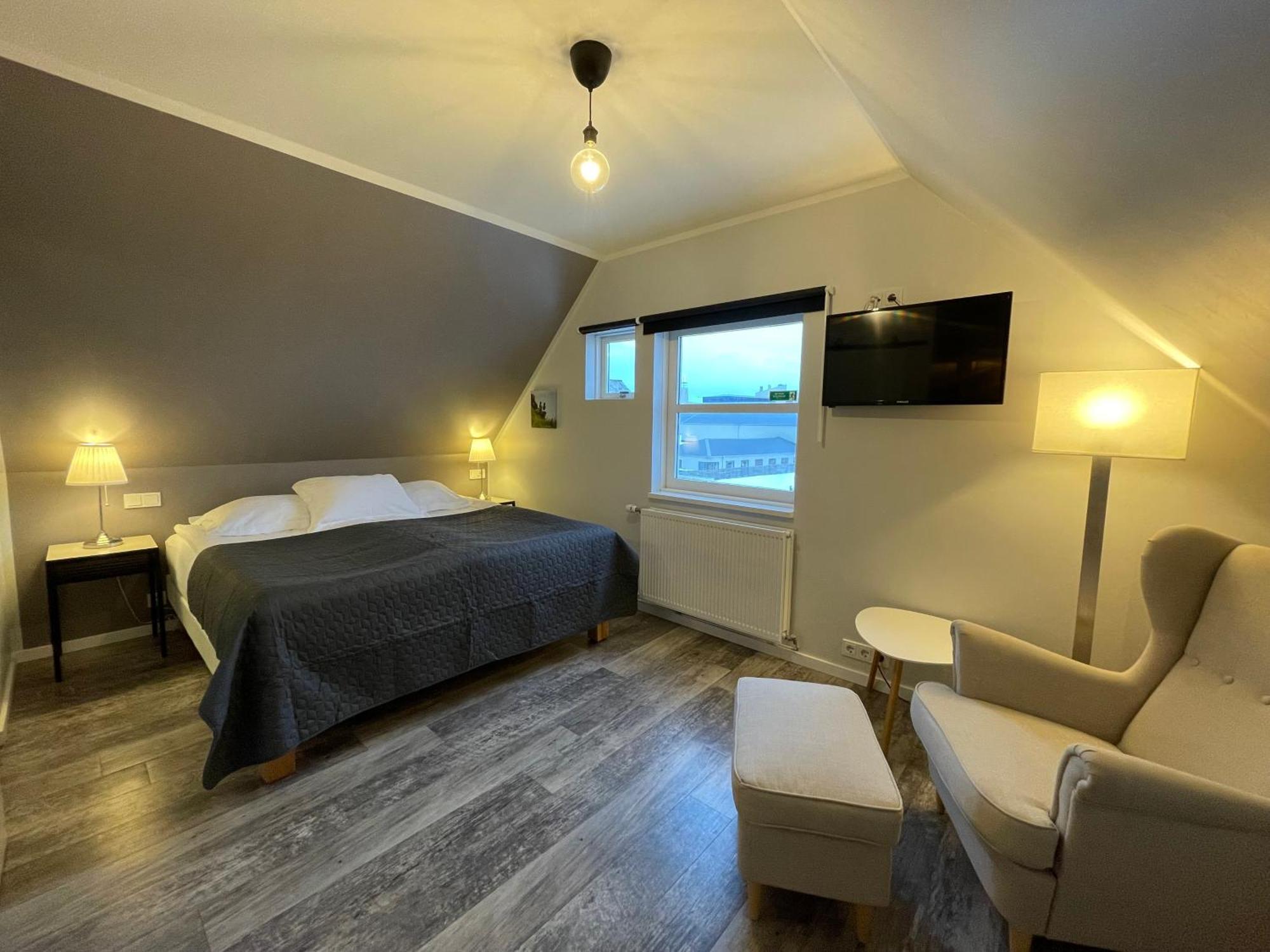 סטיקיסהולמור Akkeri Guesthouse מראה חיצוני תמונה